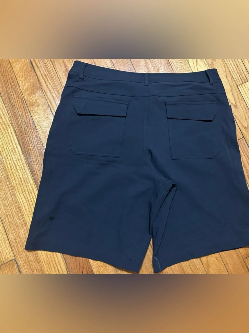 Lululemon Athletica Men's Black Commute Flat Front Golf Short Size 38 - Picture 7 of 9